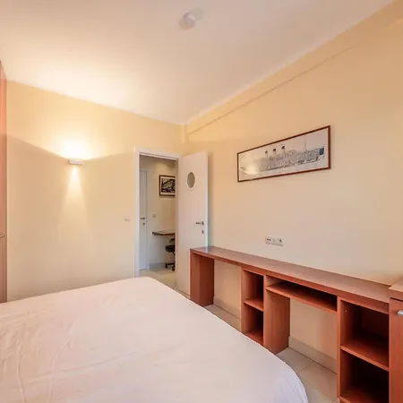 Elegant Seaview Corner Apartman Knokke-Heist