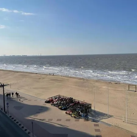 Elegant Seaview Corner * クノック・ヘイスト