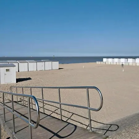 Elegant Seaview Corner アパート *