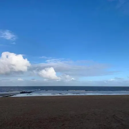 アパート Elegant Seaview Corner